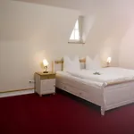 מלון Gaestehaus 