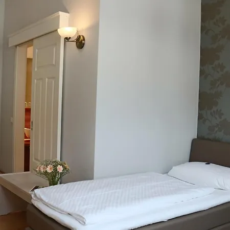 Hotel Garni - Unsere Stadtvilla