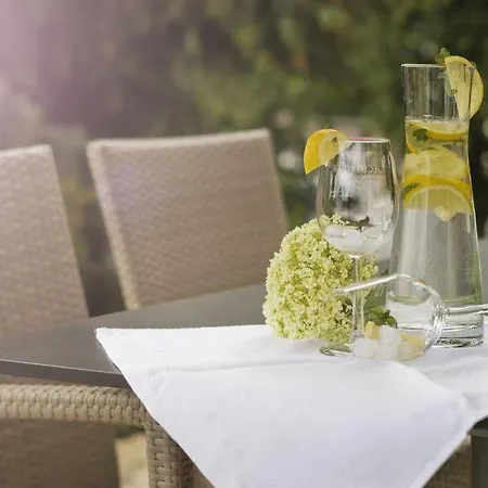 Garni - Unsere Stadtvilla Hotel Hechingen